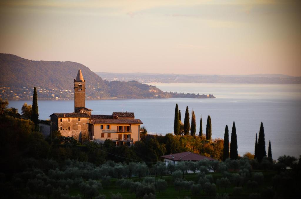 Gaino: House / Villa - Toscolano-maderno - Gardone Riviera