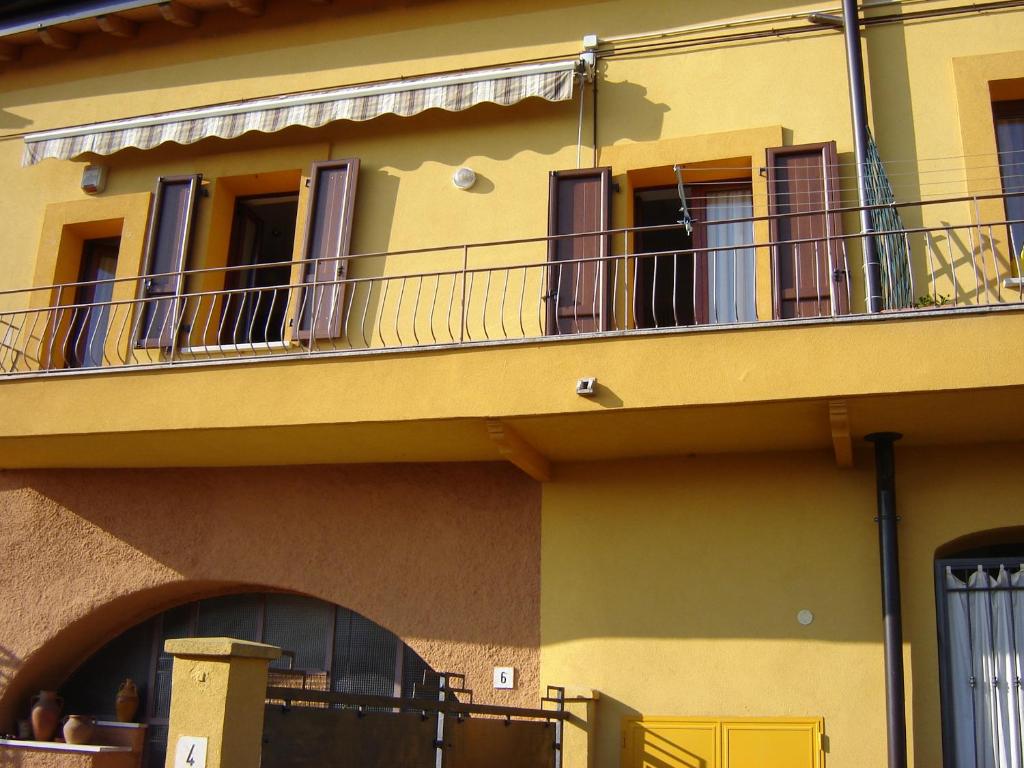 Casa Del Sole Appartamento N° 2 White And Gold Room - Lombardei