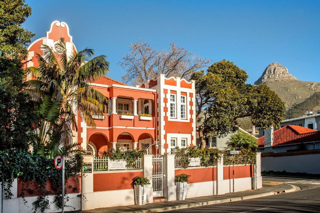 The Villa Rosa Superior Room - Cape Town