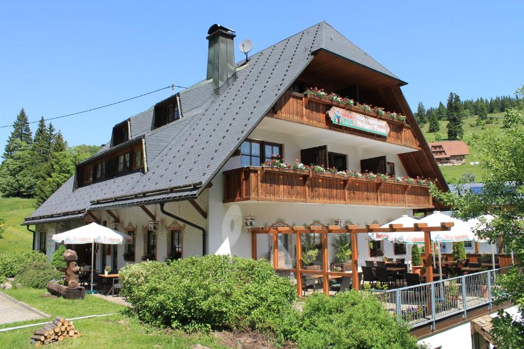 Hotel & Restaurant Gruner Baum - Die Grune Oase Am Feldberg - Menzenschwand