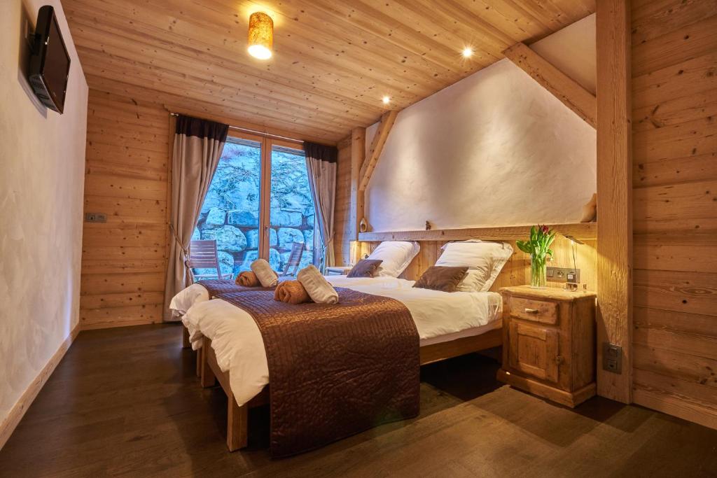 Chalet Virolet - Room #1 - Sleeps 4 - Haute-Savoie