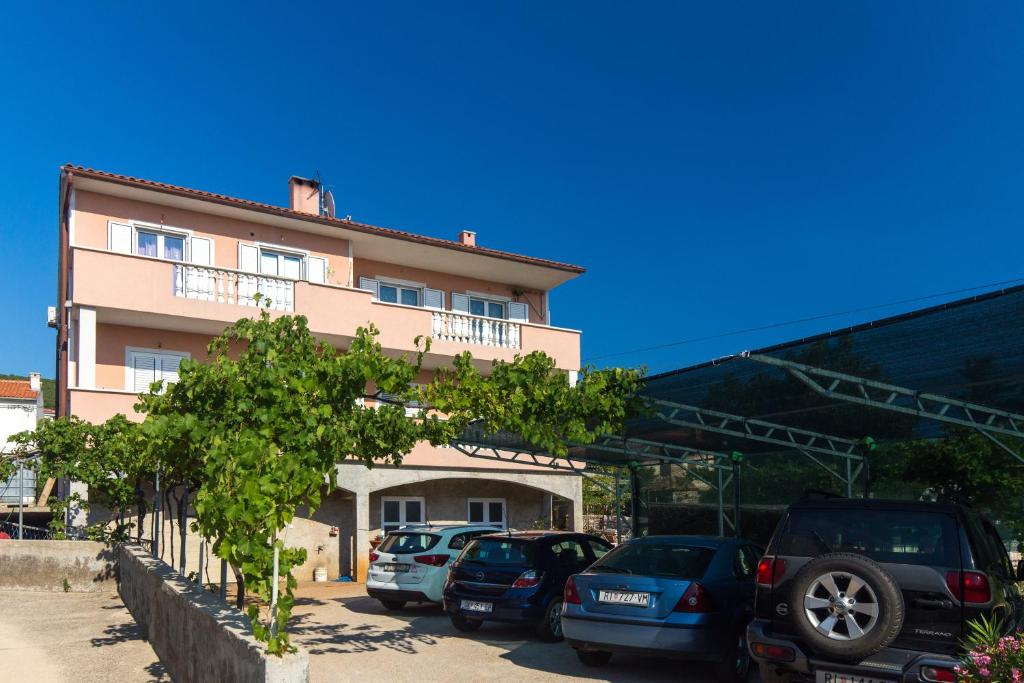 Apartment Frane A4+1 - Vrbnik