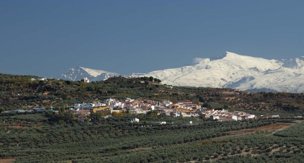 A 15' Granada, Piscina, Solarium, Futbolín, Casa Medina Güevéjar - Peligros