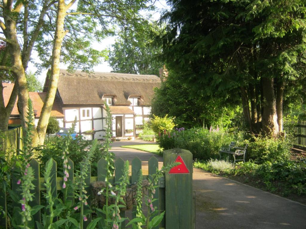 The Moats Bed and Breakfast - Herefordshire