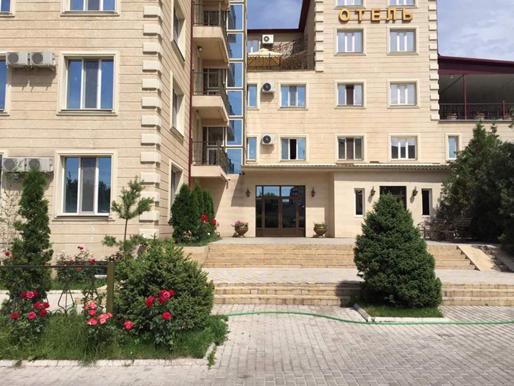 Rich Hotel - Kirghizistan