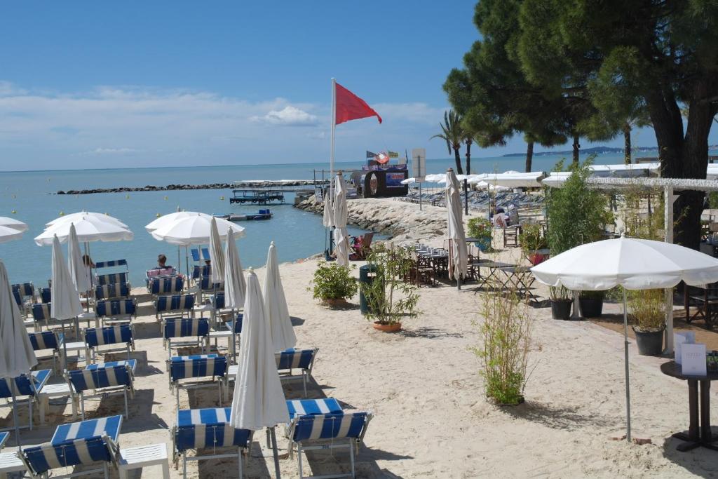 Villa Soraya , Quiet Location With Big Garden Near Beach And Old Town Of Nice - Plage de la Réserve - Nice
