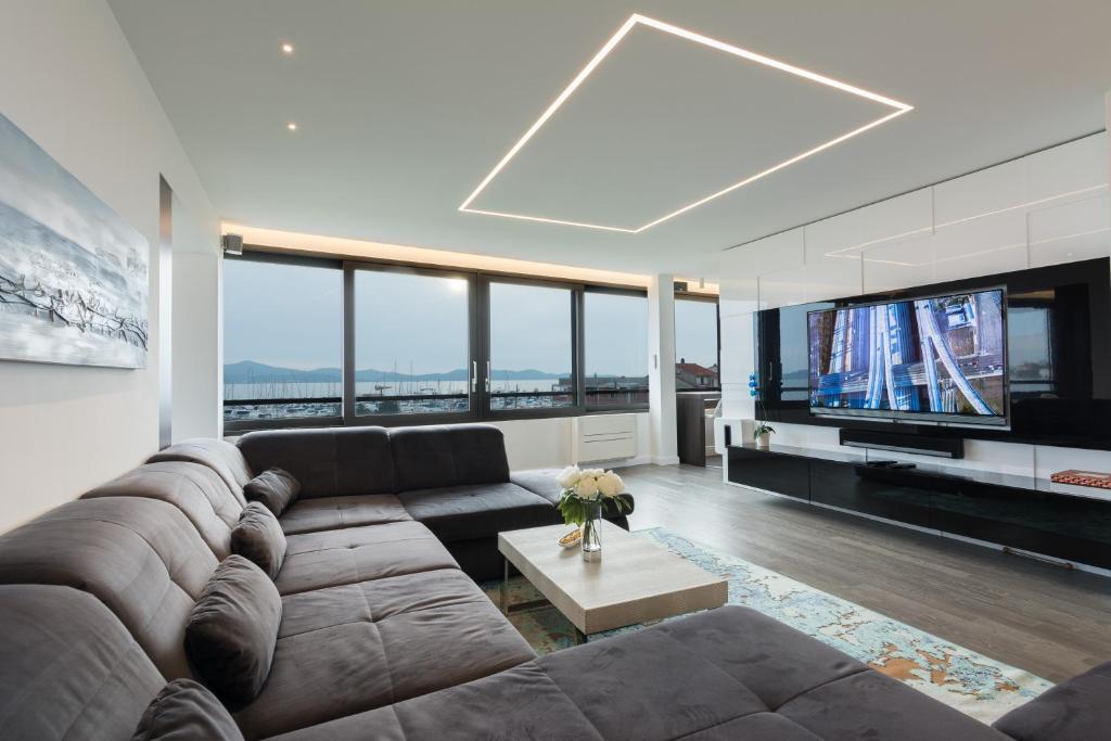 Luxury Apartment Kortina - Zara