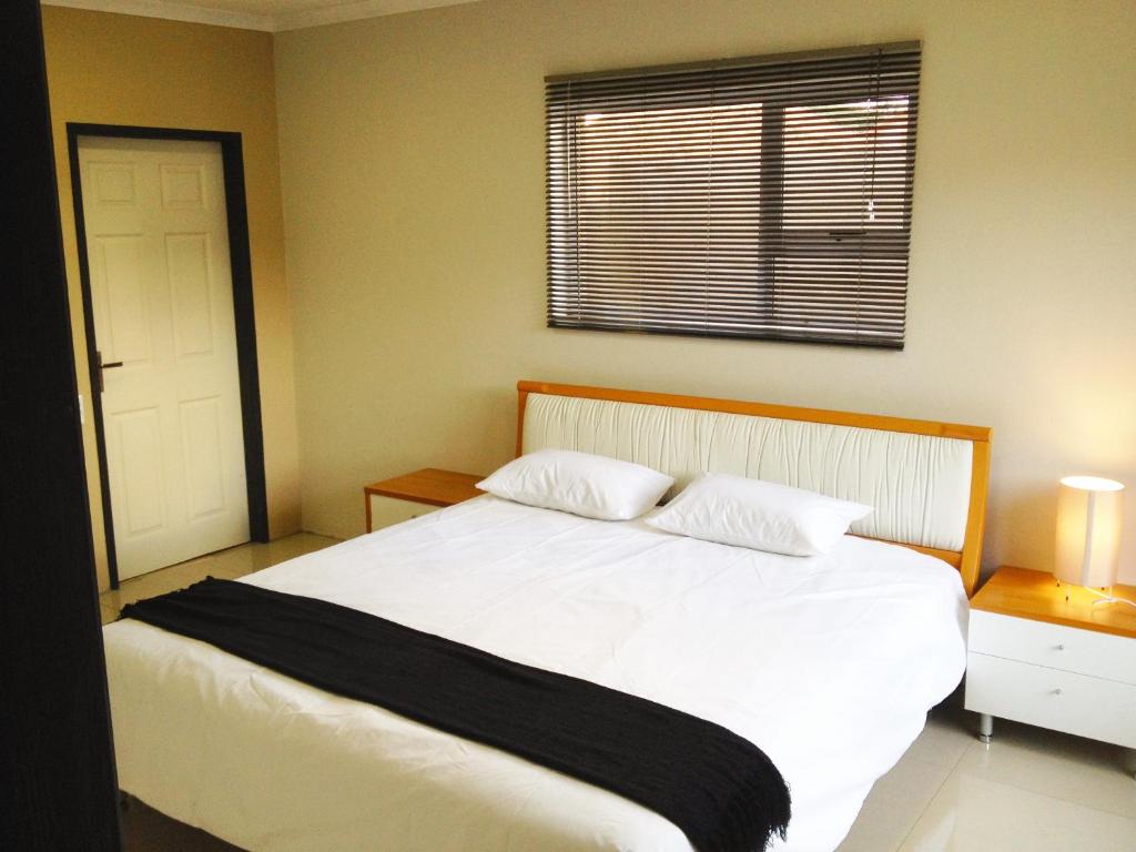 Perfect Room For Work, Airport Transit And Tourism - Edenvale