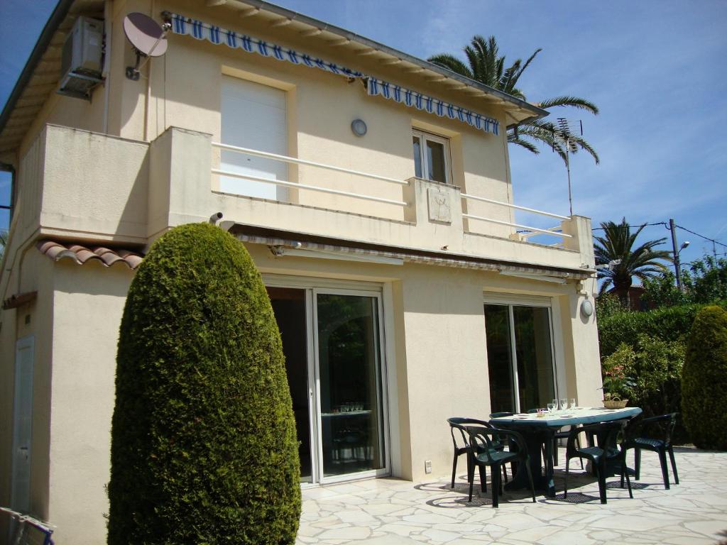 Villa L'adret Et Sa Piscine - Antibes