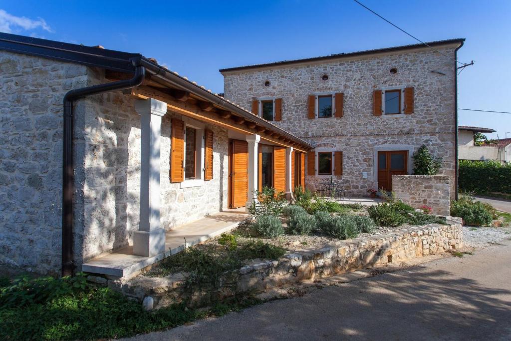 Beautiful Stone House, Renovated Old Istrian Rural Cottage - Vrsar