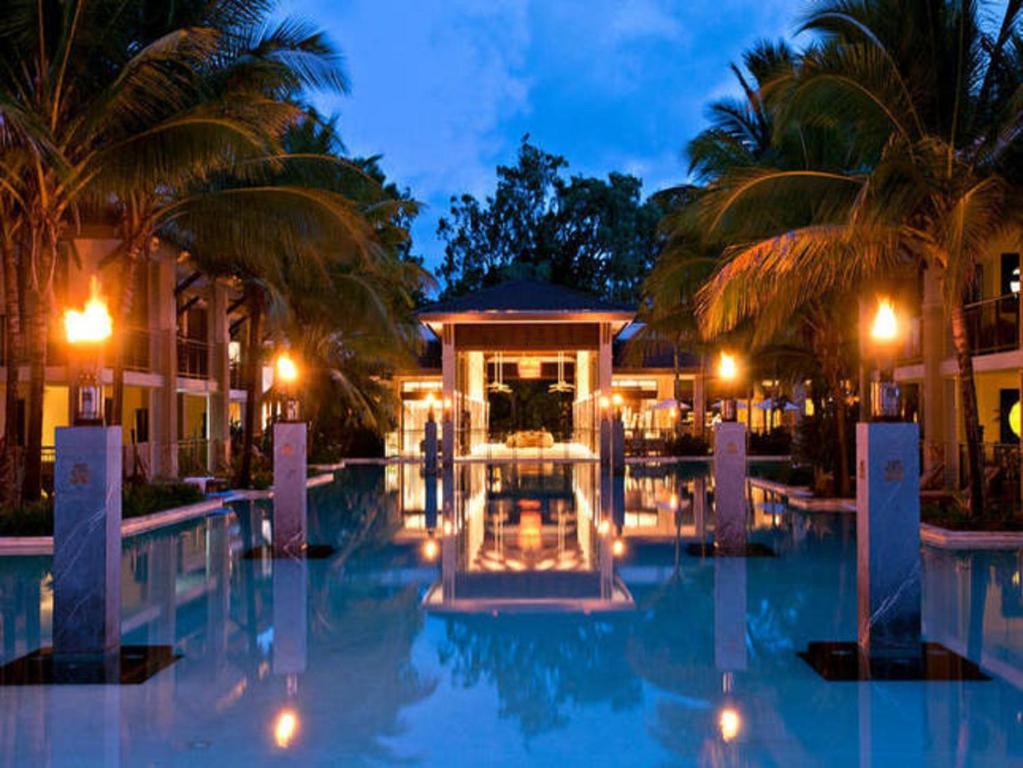 Luxury Apartments At Sea Temple Port Douglas Resort - モスマン