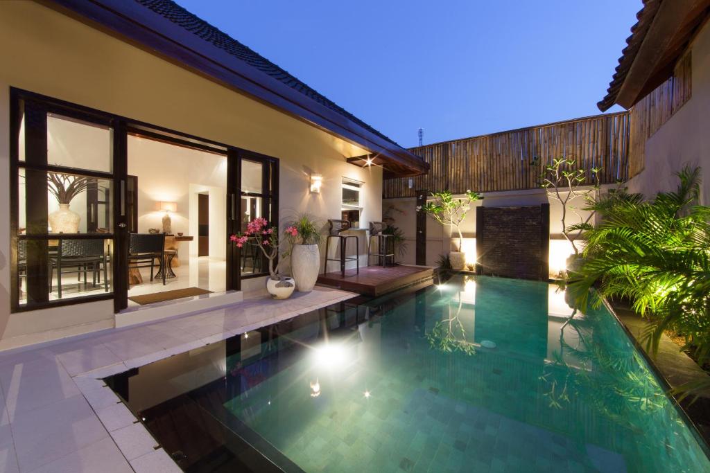 Amalika Private Pool Villa Central To Everything - Lombok