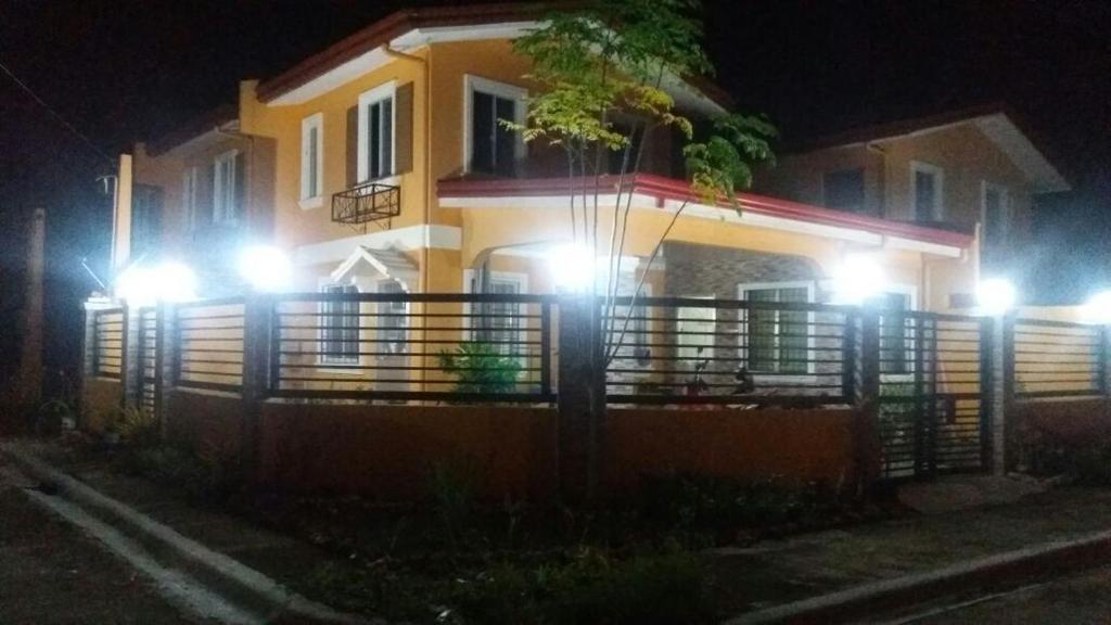 Vacation House In Camella Homes - Philippinen