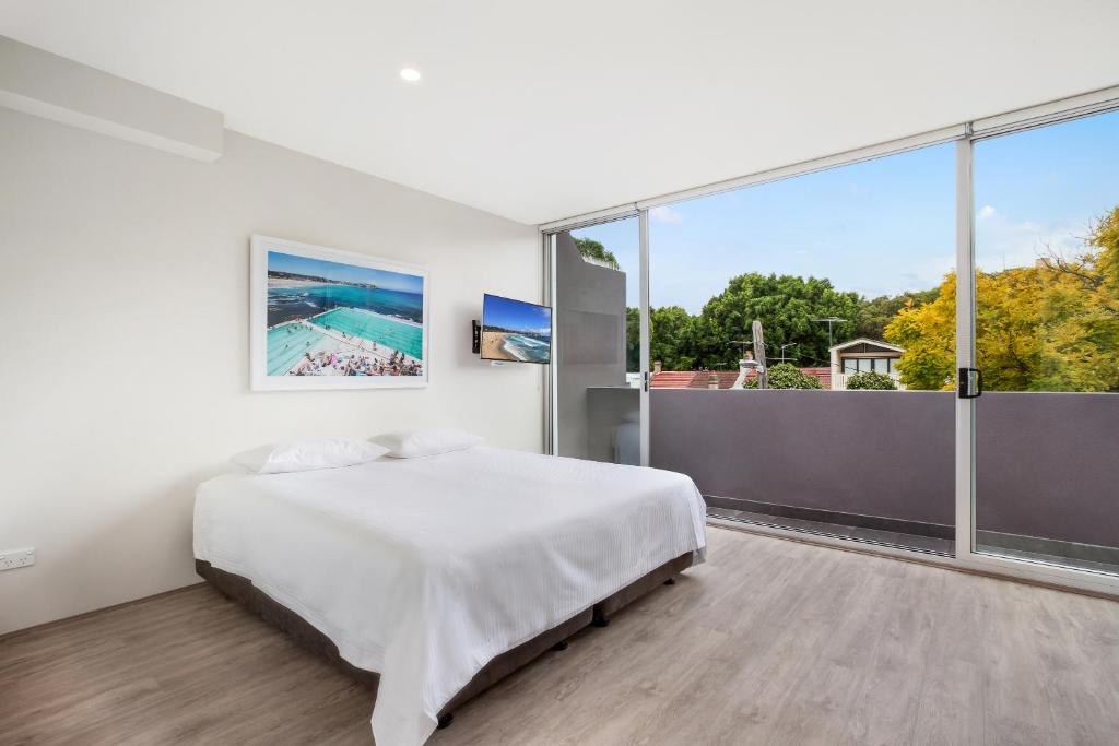 Bondi Beach Studio King Suite + Balcony - Woollahra