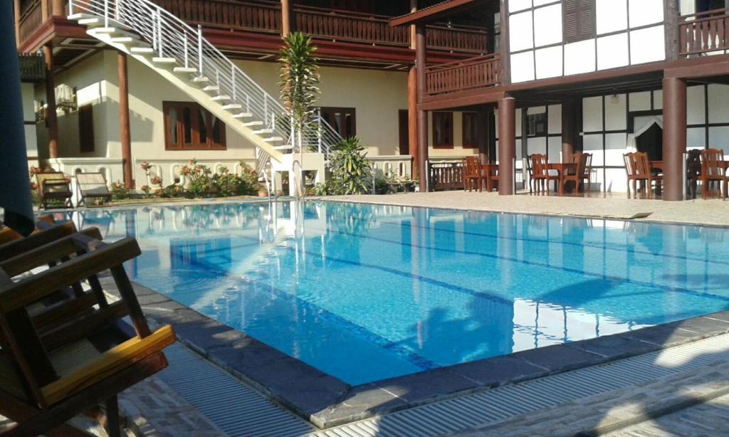 Senesothxuene Hotel - Lào