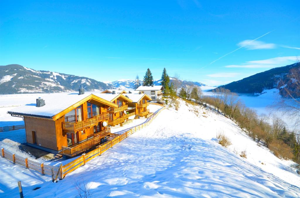 Ski-in / Ski-out Chalet Maiskogel 13b by Alpen Apartments - Zell am See
