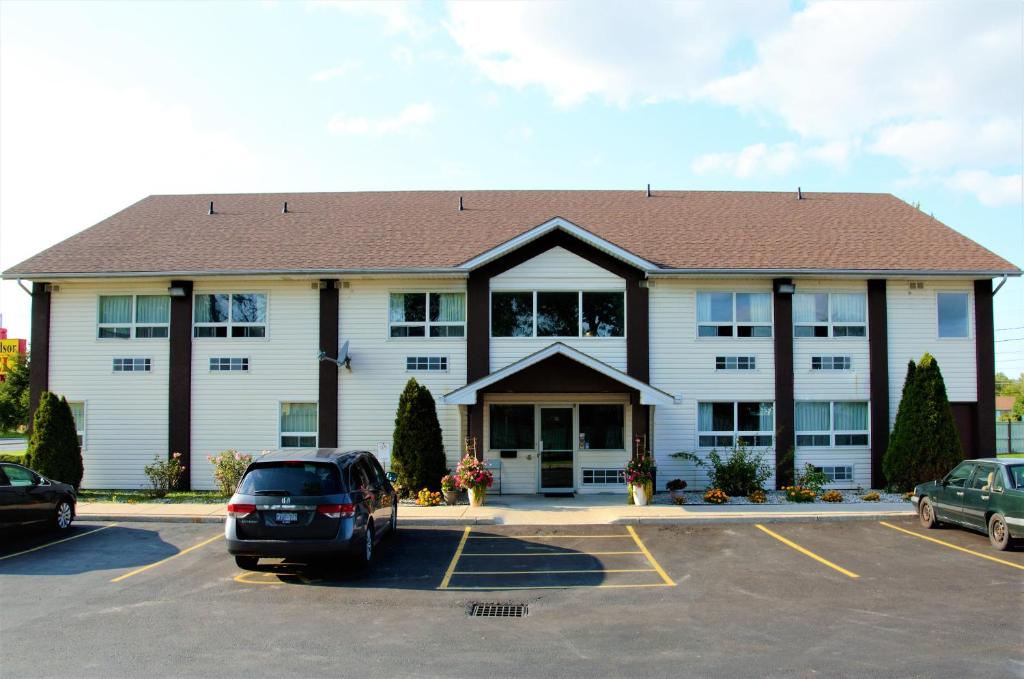 Royal Windsor Motel - Lakeshore
