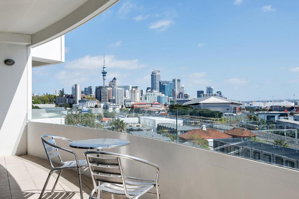 Qv Holiday Resort In The City - (564) - Auckland