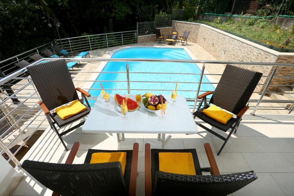 Villa Dragi With Pool, Sauna, & Whirlpool - Rijeka