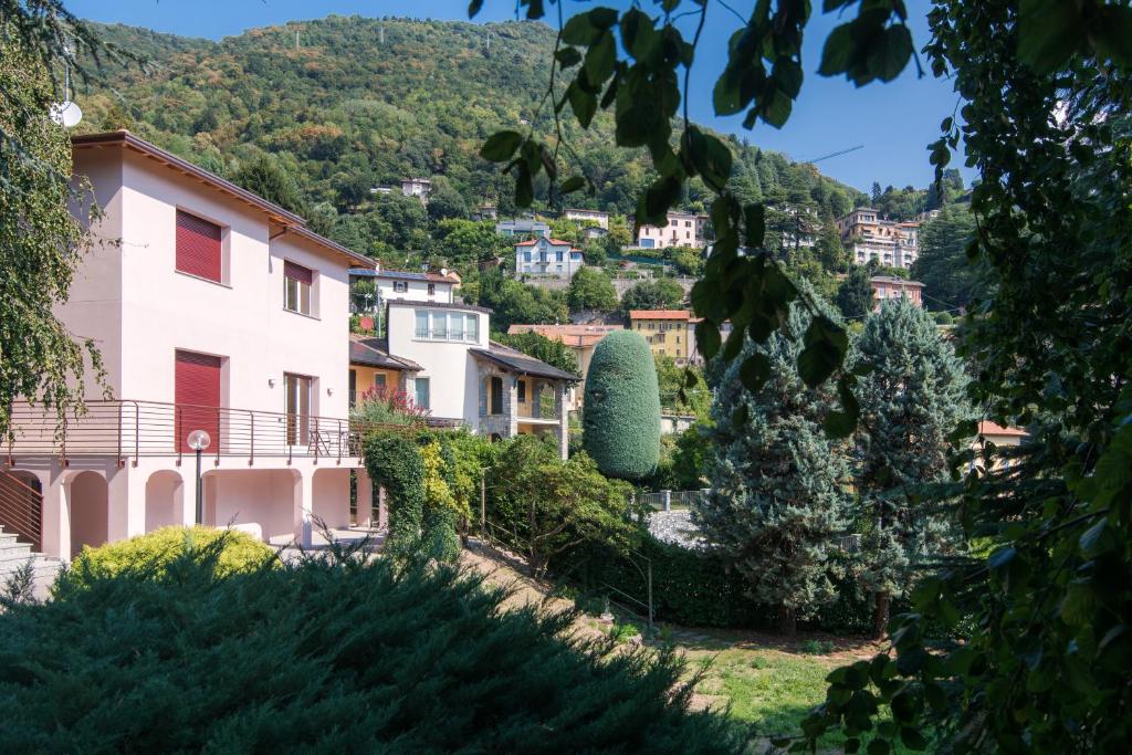 "Villa Vittoria Lake Como" - By House Of Travelers - - Lake Como