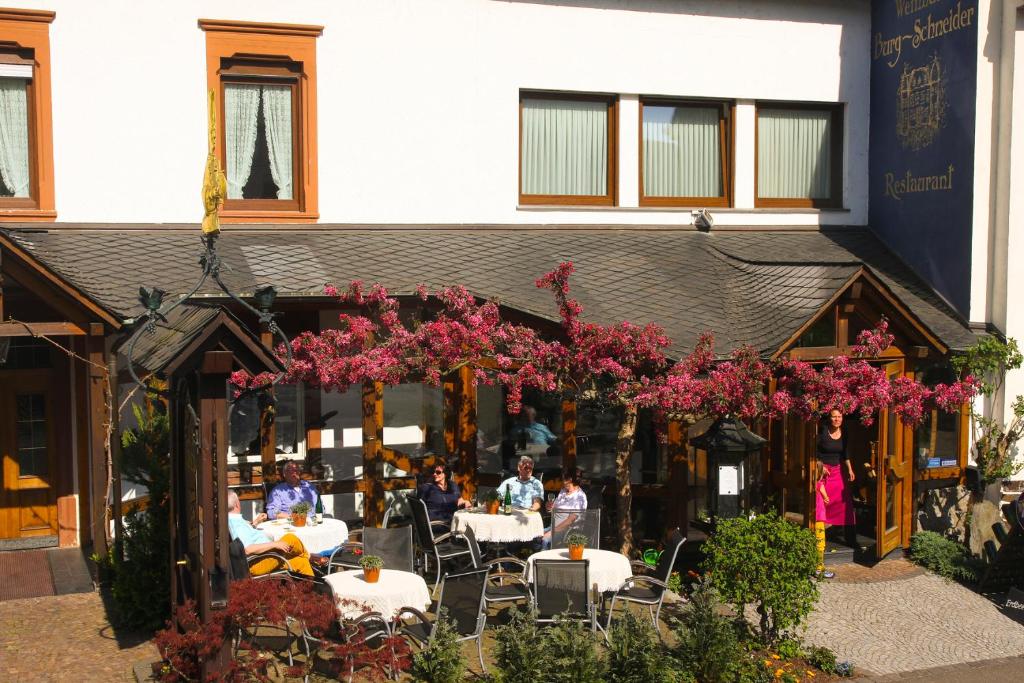 Hotel ∙ Weinhaus Burg-schneider - Pünderich