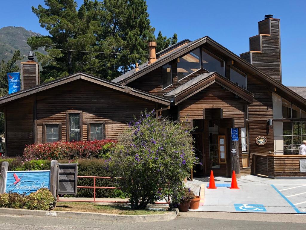 Mountain Home Inn - San Rafael, CA