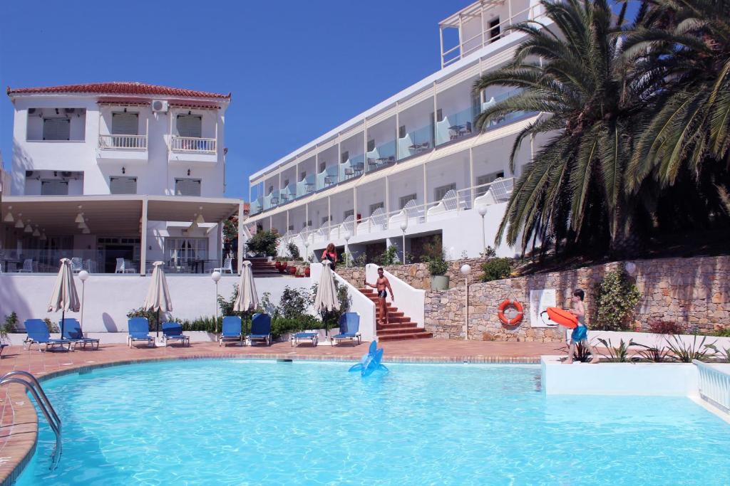 Paradise Hotel - Alonneso