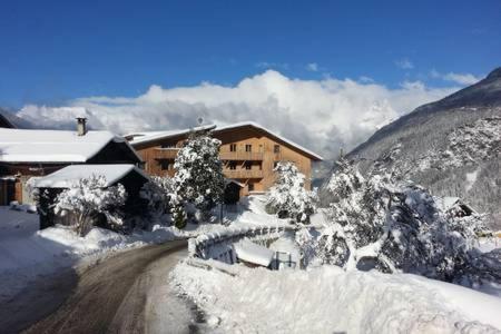 Spacious And Stylish Flat At The Foot Of The Mont-blanc Ideal For Ski In Ski Out - Les Houches