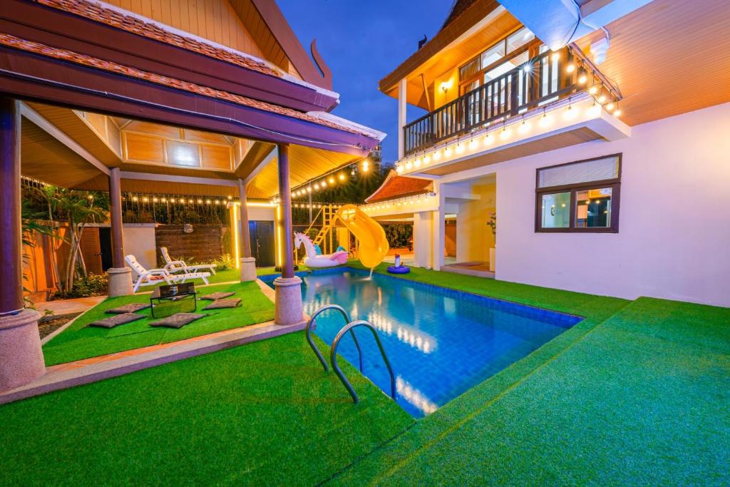 Bali Beach Pool Villa - Jomtien