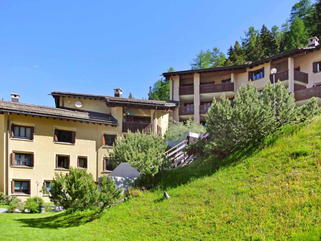 Apartment Residenza Chesa Margun 13-4 By Interhome - Saint Moritz