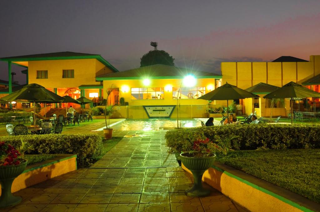 Crossroads Hotel - Lilongwe