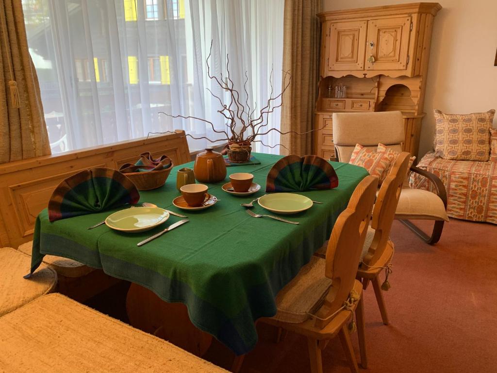 Cosy Apartment In A Gorgeous Area - Anzère