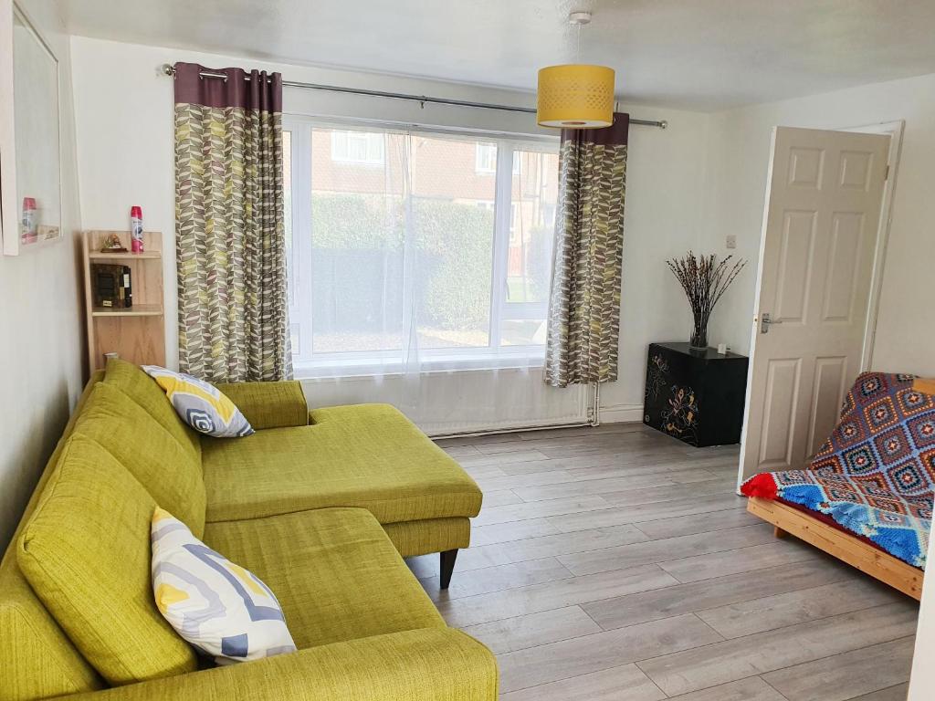 Rabbit Haven - 4 minutes from Bicester Village! - Northamptonshire