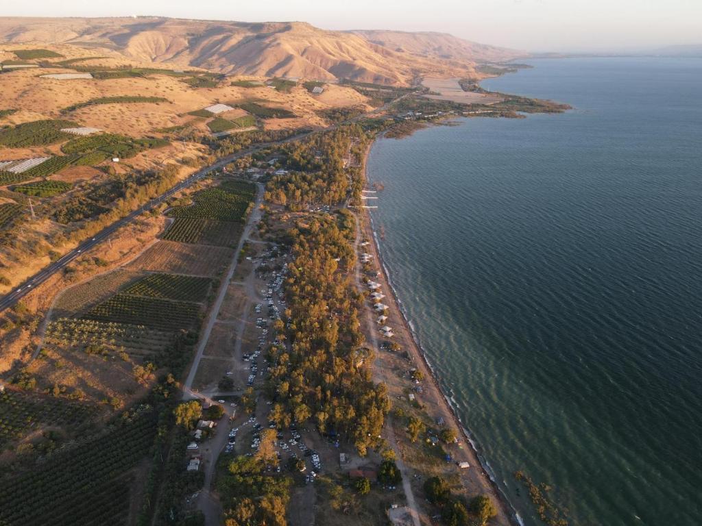 כפר הנופש חוף דוגה על שפת הכנרת - シリア