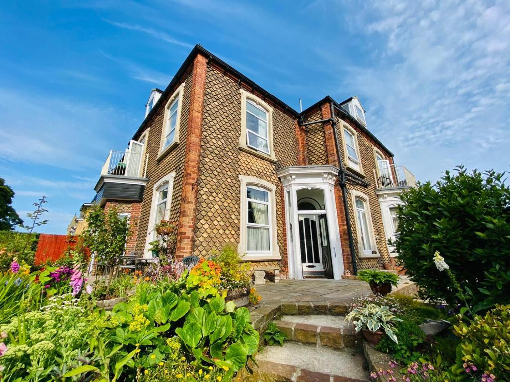 Fishtail House - Stylish Apartments Minutes From The Sea - Hornsea