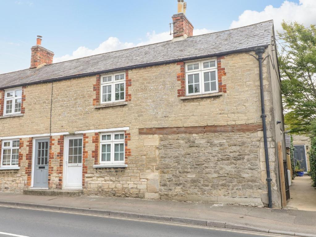 Halfpenny Cottage - Lechlade-on-Thames