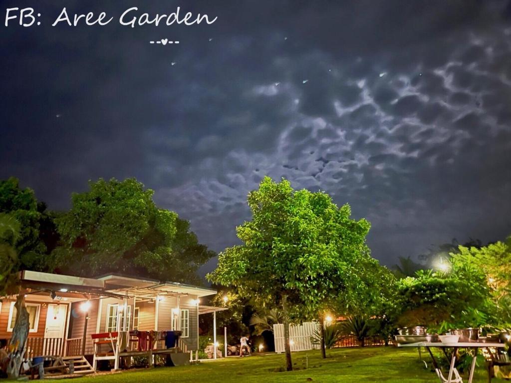 Aree Garden Home - บ้านสวนพลิ้วอารี ริมธารน้ำตกพลิ้ว จันทบุรี - Laem Sing District