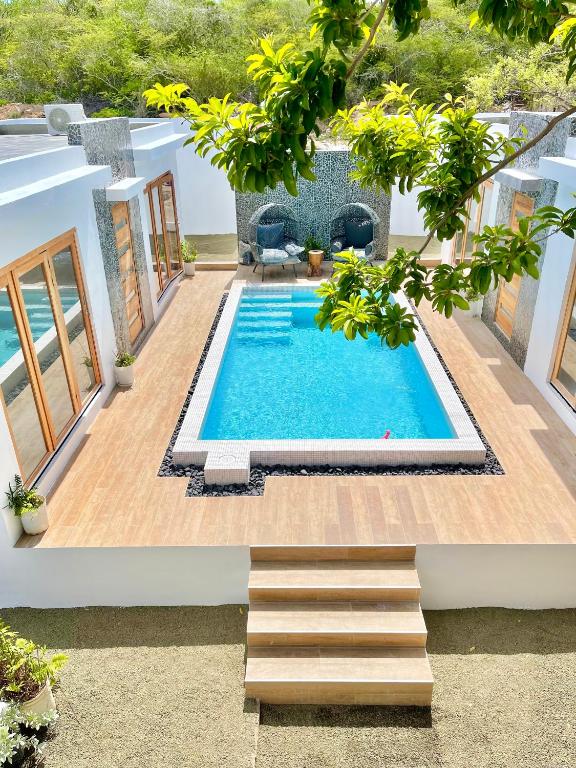 Moringa Resort - Studio B With Pool, Open Air Shared Shower Bath - キュラソー島