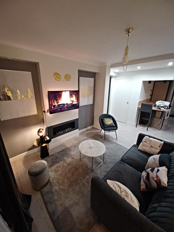 Marseille éLégance Appartement 2 Chambres Climatisé 60 M2 De Confort Et Proximité - Plan-de-Cuques
