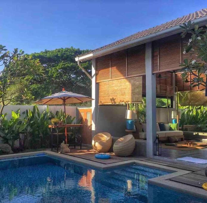 Chiangmai清迈 Cozy Pool Villa 8rooms - 清邁