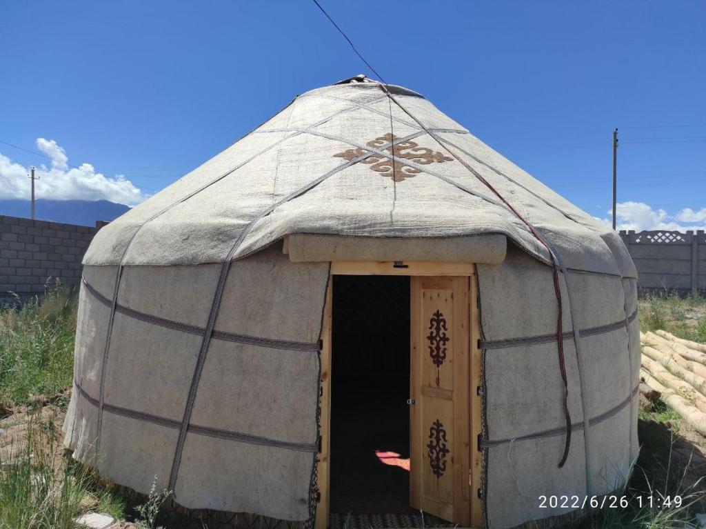 Guest House And Yurt Camp "Ailuu" - 키르기스스탄