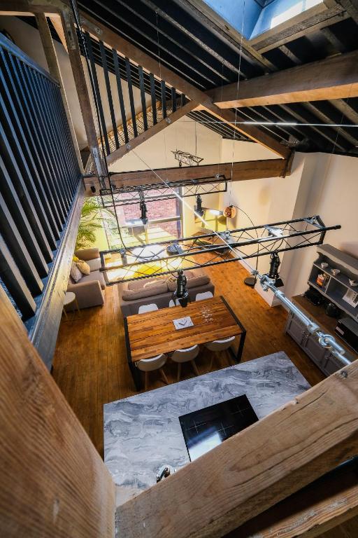 The Eden Warehouse - Gold Apartment, Sleeps 5 - Southport