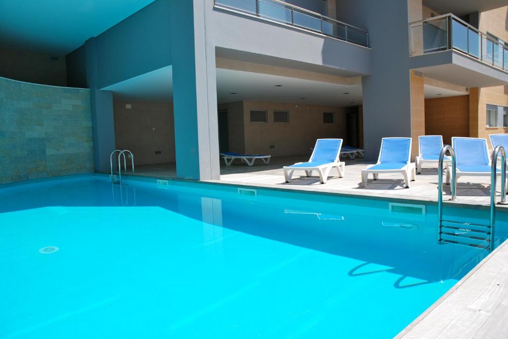 Whale - 3 Bedroom Apartment With Free Wi-fi And Heated Pool Near The Beach - São Martinho do Porto