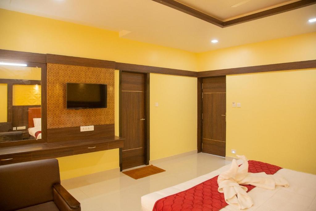 Sri Balaji Grand Hotel - 庫姆巴科納姆