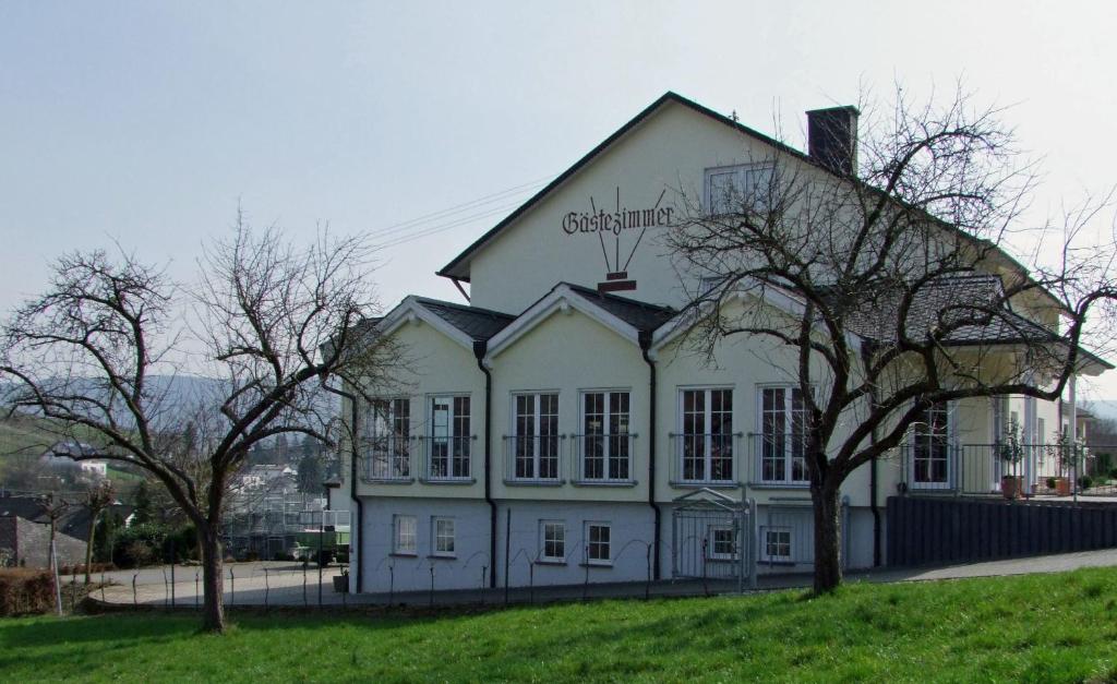Wein & Gästehaus Rosenlay - Bernkastel-Kues