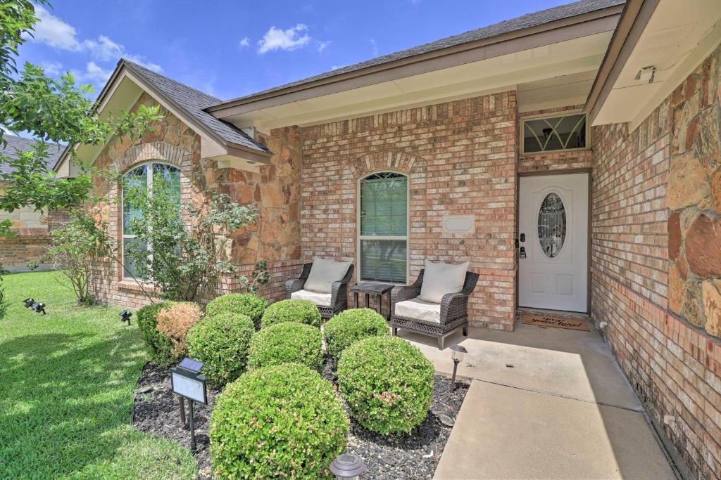 Family-friendly Harker Heights Retreat With Yard! - Killeen, TX