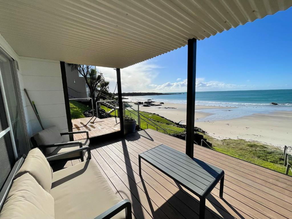 Just Relax & - Absolute Beachfront Accommodation! - Wynyard