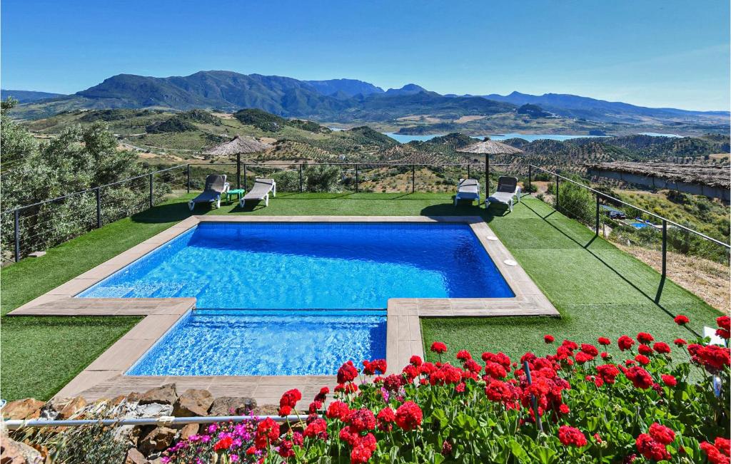 Amazing Home In El Jaral With Wifi, Private Swimming Pool And 2 Bedrooms - Zahara de la Sierra