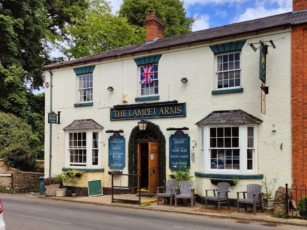 The Lampet Arms - Northamptonshire