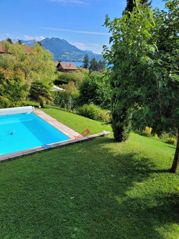 Beautiful Property In Front Of Annecy Lake - Sévrier